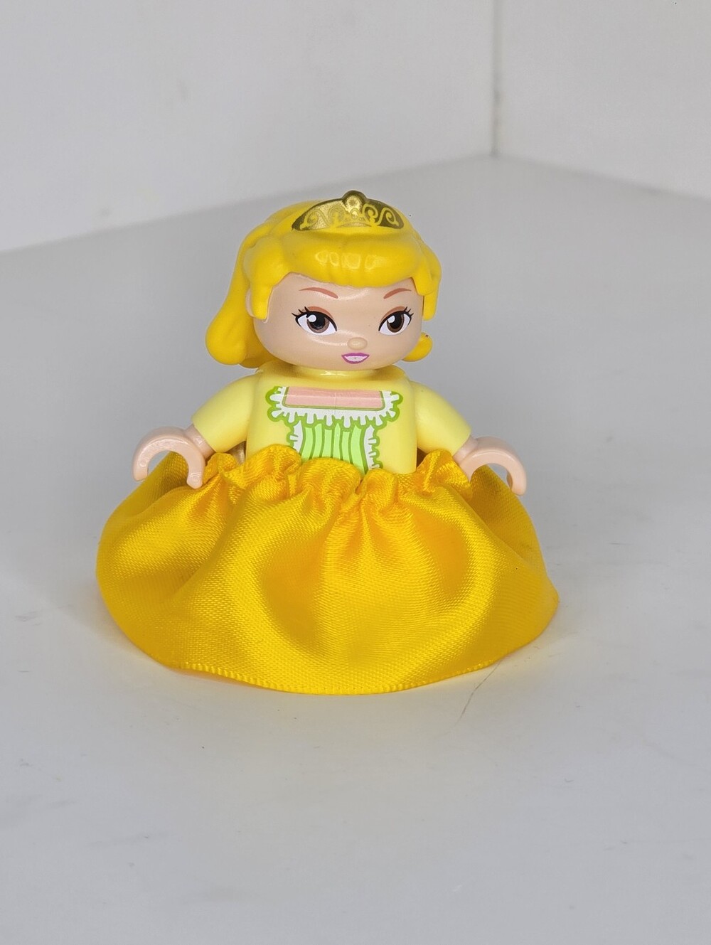 Lego Duplo Princess Sofia The First Sister Amber Minifigure Piece